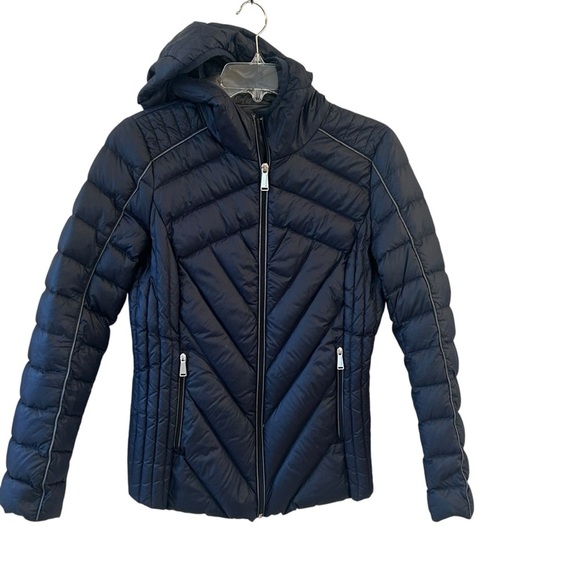 BCBGeneration Navy Puffer Jacket - Picture 1 of 7